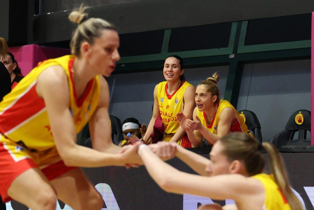 Η πρώτη πράξη…