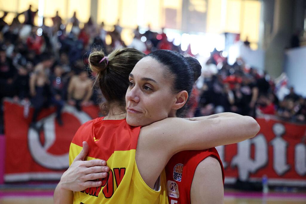 Ανανέωσε με Ολυμπιακό η Νικολοπούλου