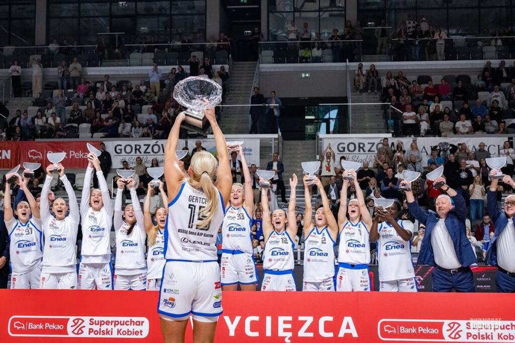 Πήρε το Supercup η Γκορζόφ!