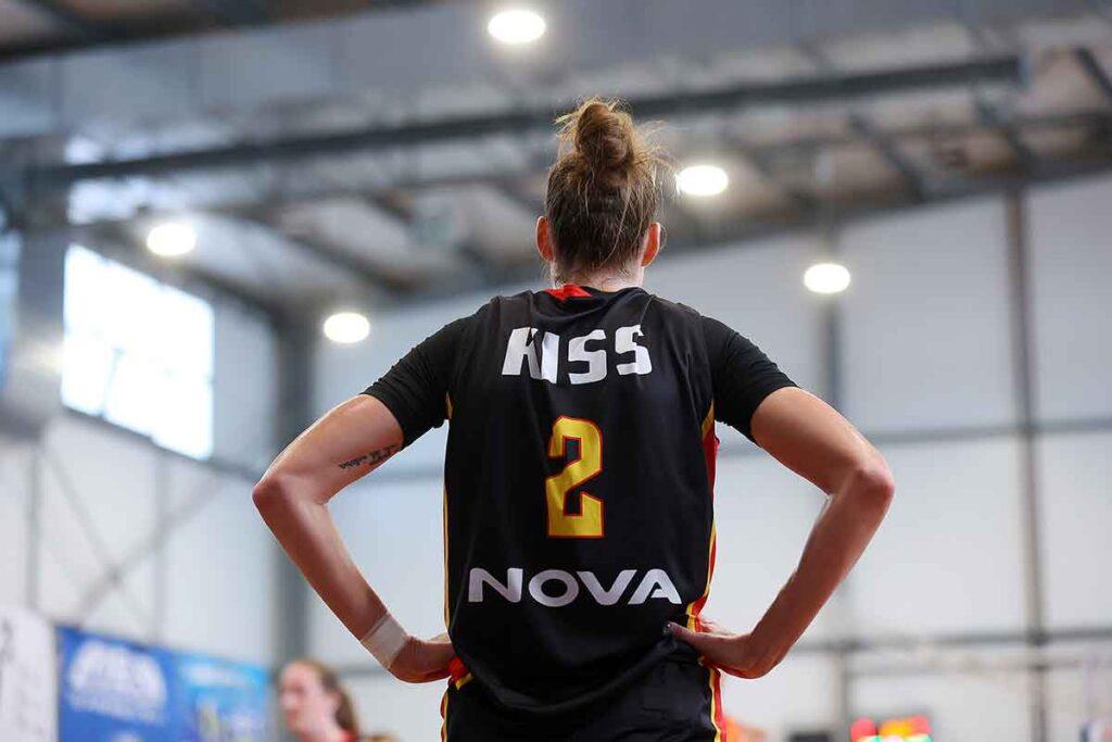 Στην Αβενίδα η Κις!