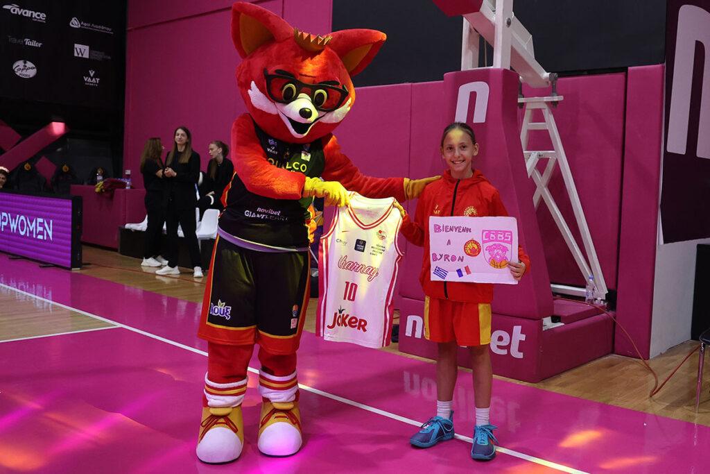 Είπαμε το δικό μας… Bienvenue!