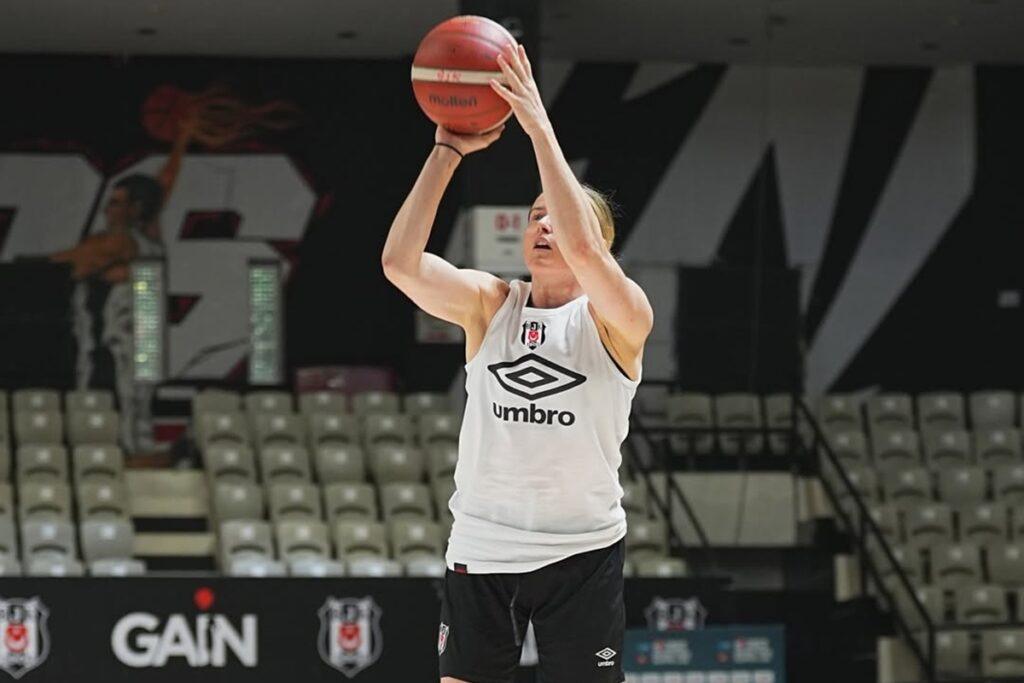 Έφτασε Τουρκία η Ουΐτκομπ!