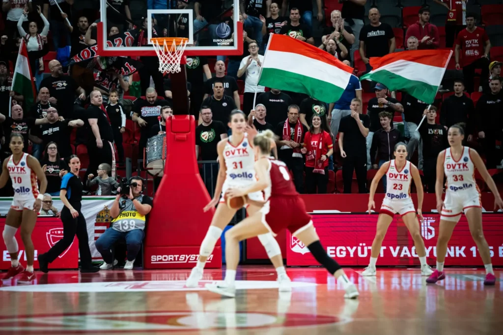 Κατέρρευσε στο φινάλε ο Ολυμπιακός!