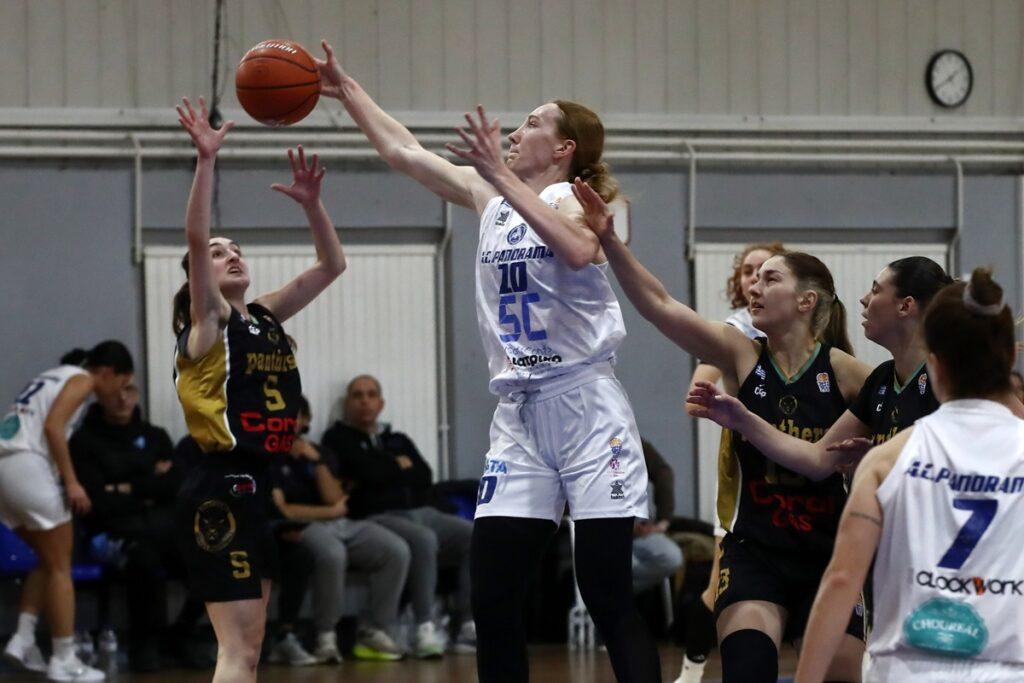 Δράση σε δύο ομίλους!