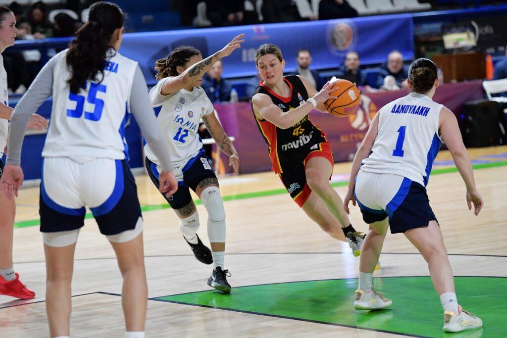 Από αγκάθι, ρόδο! (vid)