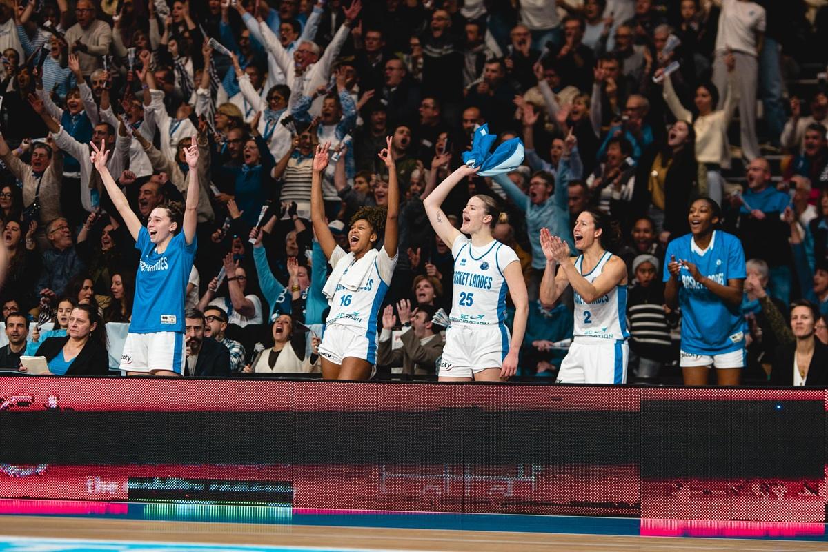 Κι όμως χάνει!