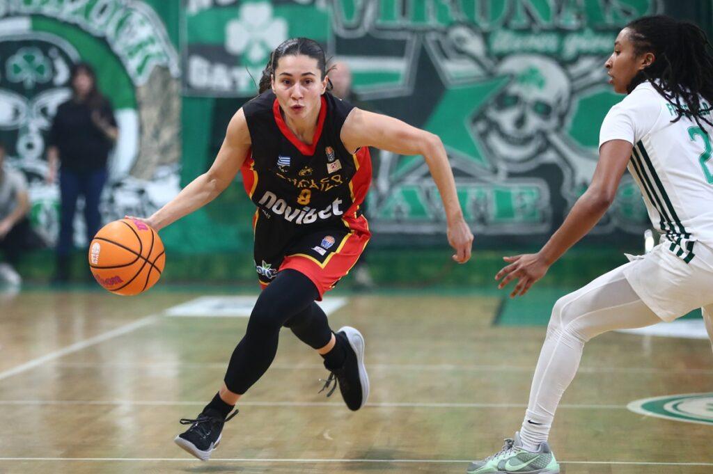 Παυλοπούλου: Μόνο αγάπη και… άμυνα!