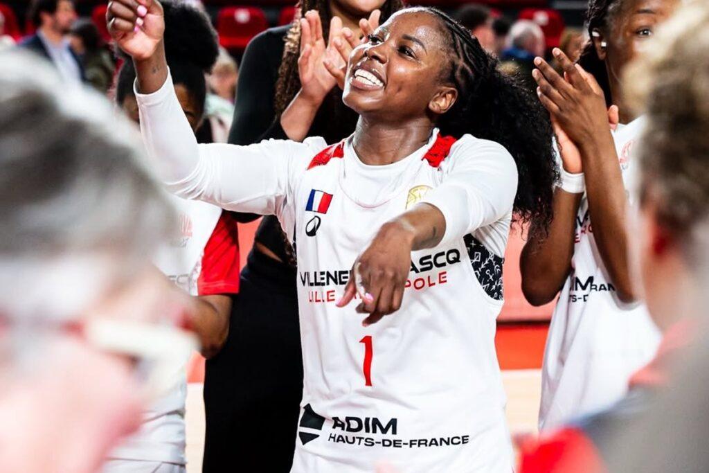 Στην εκπνοή με Πέτερσεν η Βιλνέβ!